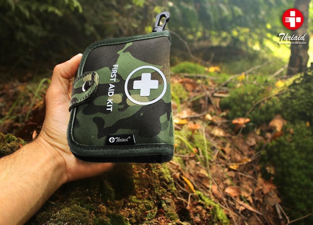 Small First Aid Kit, 100 Pieces Water-Resistant Well Organzied Pouch with Rotatable Buckle - Ideal for Outdoor, Travel, Biking, Camping, Hiking, Car (Green Camo)